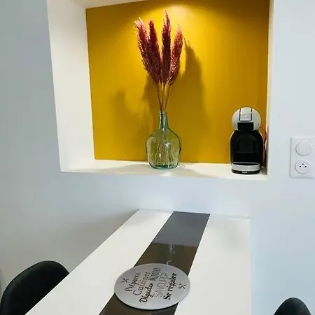 דירה Le Belloc- Suberbe T1 Bis - Au Calme - Terrasse - Vue Jardin *